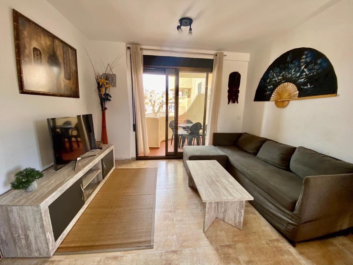 La Felicidad Vybdenia Apartment Bagian luar foto